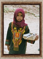 © 2005 photo by Carmen Ezgeta: Beduinska djevojčica - Beduin Girl - Petra - Jordan