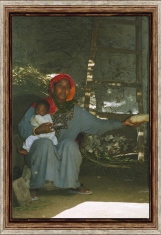 © 2005 photo by Carmen Ezgeta: Nubijska majka sa kruhom - Nubian Mother with bread